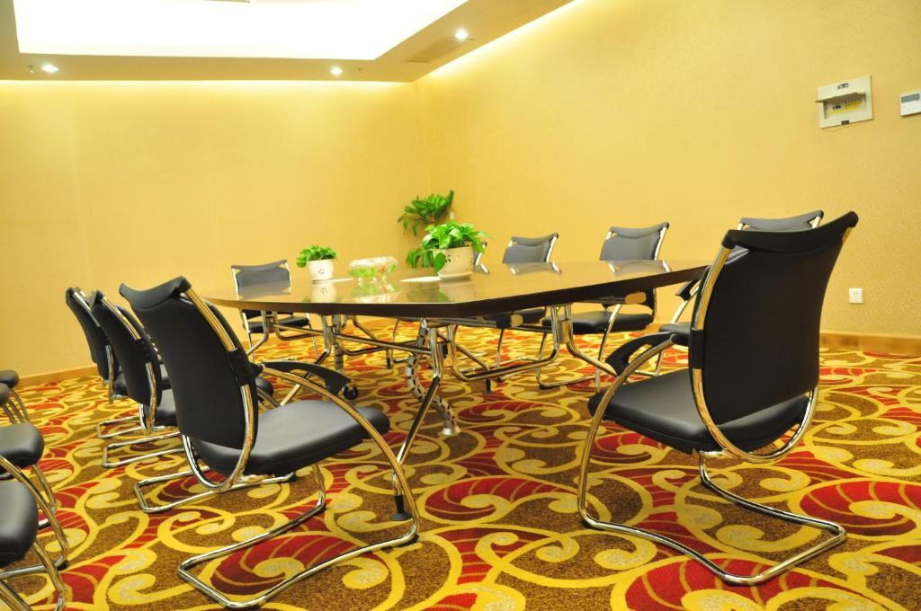 New Cozy Harbour Hotel Наньнин Экстерьер фото